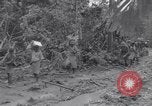 Image les troupes américaines occupant des zones de Nouvelle Guinée Aitape Nouvelle Guinée, 1944, de la seconde 34 séquences d'archives historiques vidéo 65675037770