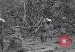 Image les troupes américaines occupant des zones de Nouvelle Guinée Aitape Nouvelle Guinée, 1944, de la seconde 36 séquences d'archives historiques vidéo 65675037770