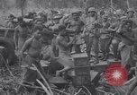 Image les troupes américaines occupant des zones de Nouvelle Guinée Aitape Nouvelle Guinée, 1944, de la seconde 52 séquences d'archives historiques vidéo 65675037770