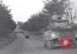 Image 1ère Armée des États-Unis pénètre en Belgique Saint Quentin France, 1944, de la seconde 12 séquences d'archives historiques vidéo 65675037772