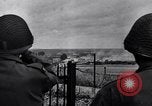 Image 1ère Armée des États-Unis pénètre en Belgique Saint Quentin France, 1944, de la seconde 30 séquences d'archives historiques vidéo 65675037772