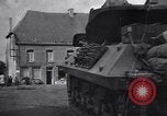 Image 1ère Armée des États-Unis pénètre en Belgique Saint Quentin France, 1944, de la seconde 31 séquences d'archives historiques vidéo 65675037772