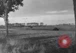 Image 1ère Armée des États-Unis pénètre en Belgique Saint Quentin France, 1944, de la seconde 52 séquences d'archives historiques vidéo 65675037772