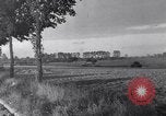 Image 1ère Armée des États-Unis pénètre en Belgique Saint Quentin France, 1944, de la seconde 54 séquences d'archives historiques vidéo 65675037772