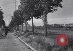 Image 1ère Armée des États-Unis pénètre en Belgique Saint Quentin France, 1944, de la seconde 60 séquences d'archives historiques vidéo 65675037772