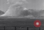 Standbild Alliierten Kreuz Ruhr unter Feuer während Zweiten Weltkrieg Duren Deutschland, 1945, aus Sekunde 17 historischem Filmmaterial Videoclip 65675037779