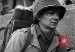 Standbild Alliierten Kreuz Ruhr unter Feuer während Zweiten Weltkrieg Duren Deutschland, 1945, aus Sekunde 26 historischem Filmmaterial Videoclip 65675037779