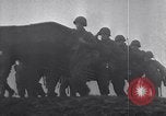Standbild Alliierten Kreuz Ruhr unter Feuer während Zweiten Weltkrieg Duren Deutschland, 1945, aus Sekunde 43 historischem Filmmaterial Videoclip 65675037779