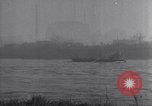Standbild Alliierten Kreuz Ruhr unter Feuer während Zweiten Weltkrieg Duren Deutschland, 1945, aus Sekunde 57 historischem Filmmaterial Videoclip 65675037779