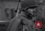 Standbild US 29th Infantry Division überquert Ruhr in Zweiten Weltkrieg Julich Deutschland, 1945, aus Sekunde 12 historischem Filmmaterial Videoclip 65675037780
