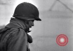 Standbild US 29th Infantry Division überquert Ruhr in Zweiten Weltkrieg Julich Deutschland, 1945, aus Sekunde 13 historischem Filmmaterial Videoclip 65675037780
