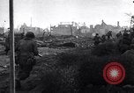 Standbild US 29th Infantry Division überquert Ruhr in Zweiten Weltkrieg Julich Deutschland, 1945, aus Sekunde 48 historischem Filmmaterial Videoclip 65675037780
