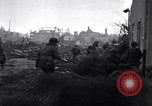 Standbild US 29th Infantry Division überquert Ruhr in Zweiten Weltkrieg Julich Deutschland, 1945, aus Sekunde 49 historischem Filmmaterial Videoclip 65675037780