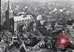Standbild Ruinen aus der Bombardierung durch die US 9th Air Force in Zweiten Weltkrieg Julich Deutschland, 1945, aus Sekunde 23 historischem Filmmaterial Videoclip 65675037781