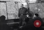 Standbild Intelligence Officers Slip Major General Charles Gerhardt & Personal Deutschland, 1945, aus Sekunde 25 historischem Filmmaterial Videoclip 65675037782