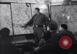 Standbild Intelligence Officers Slip Major General Charles Gerhardt & Personal Deutschland, 1945, aus Sekunde 40 historischem Filmmaterial Videoclip 65675037782