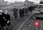 Standbild Allied 9 Armee voran während Zweiten Weltkrieg Deutschland, 1945, aus Sekunde 33 historischem Filmmaterial Videoclip 65675037783
