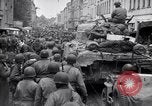 Standbild Allied 9 Armee voran während Zweiten Weltkrieg Deutschland, 1945, aus Sekunde 42 historischem Filmmaterial Videoclip 65675037783