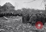 Standbild Allied 9 Armee voran während Zweiten Weltkrieg Deutschland, 1945, aus Sekunde 45 historischem Filmmaterial Videoclip 65675037783