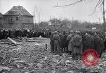 Standbild Allied 9 Armee voran während Zweiten Weltkrieg Deutschland, 1945, aus Sekunde 46 historischem Filmmaterial Videoclip 65675037783