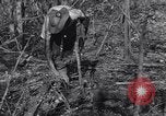 Standbild japanischen Mine Birma, 1945, aus Sekunde 51 historischem Filmmaterial Videoclip 65675037785