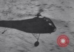 Standbild YR-4 Helikopter Birma, 1945, aus Sekunde 14 historischem Filmmaterial Videoclip 65675037786