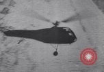 Standbild YR-4 Helikopter Birma, 1945, aus Sekunde 16 historischem Filmmaterial Videoclip 65675037786