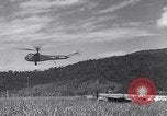 Standbild YR-4 Helikopter Birma, 1945, aus Sekunde 35 historischem Filmmaterial Videoclip 65675037786