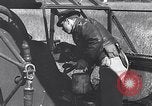 Standbild YR-4 Helikopter Birma, 1945, aus Sekunde 49 historischem Filmmaterial Videoclip 65675037786