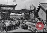 Standbild erste Konvoi über Ledo Road in Zweiten Weltkrieg Kunming China, 1945, aus Sekunde 39 historischem Filmmaterial Videoclip 65675037798