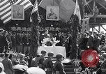 Standbild erste Konvoi über Ledo Road in Zweiten Weltkrieg Kunming China, 1945, aus Sekunde 59 historischem Filmmaterial Videoclip 65675037798
