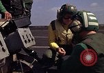 Standbild Kitty Hawk Pazifik, 1979, aus Sekunde 9 historischem Filmmaterial Videoclip 65675037814