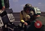 Standbild Kitty Hawk Pazifik, 1979, aus Sekunde 11 historischem Filmmaterial Videoclip 65675037814