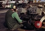 Standbild Kitty Hawk Pazifik, 1979, aus Sekunde 27 historischem Filmmaterial Videoclip 65675037814