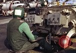 Standbild Kitty Hawk Pazifik, 1979, aus Sekunde 31 historischem Filmmaterial Videoclip 65675037814