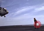 Standbild Kitty Hawk Pazifik, 1979, aus Sekunde 38 historischem Filmmaterial Videoclip 65675037814