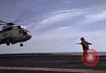 Standbild Kitty Hawk Pazifik, 1979, aus Sekunde 43 historischem Filmmaterial Videoclip 65675037814
