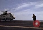 Standbild Kitty Hawk Pazifik, 1979, aus Sekunde 49 historischem Filmmaterial Videoclip 65675037814