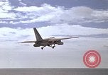 Standbild Kitty Hawk Pazifik, 1979, aus Sekunde 55 historischem Filmmaterial Videoclip 65675037814