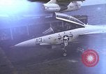 Standbild F-14A Pazifik, 1979, aus Sekunde 1 historischem Filmmaterial Videoclip 65675037815