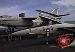 Standbild F-14A Pazifik, 1979, aus Sekunde 3 historischem Filmmaterial Videoclip 65675037815