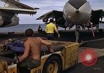 Standbild F-14A Pazifik, 1979, aus Sekunde 20 historischem Filmmaterial Videoclip 65675037815