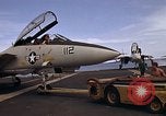 Standbild F-14A Pazifik, 1979, aus Sekunde 34 historischem Filmmaterial Videoclip 65675037815
