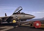 Standbild F-14A Pazifik, 1979, aus Sekunde 41 historischem Filmmaterial Videoclip 65675037815