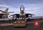 Standbild F-14A Pazifik, 1979, aus Sekunde 42 historischem Filmmaterial Videoclip 65675037815