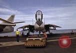 Standbild F-14A Pazifik, 1979, aus Sekunde 45 historischem Filmmaterial Videoclip 65675037815