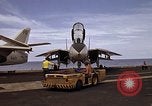Standbild F-14A Pazifik, 1979, aus Sekunde 51 historischem Filmmaterial Videoclip 65675037815