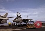 Standbild F-14A Pazifik, 1979, aus Sekunde 57 historischem Filmmaterial Videoclip 65675037815