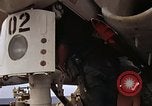 Standbild F-14A Pazifik, 1979, aus Sekunde 61 historischem Filmmaterial Videoclip 65675037815