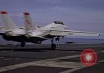Immagine di USS Kitty Hawk Oceano Pacifico, 1979, secondo 20 filmato di repertorio 65675037816